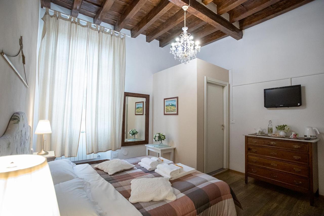 ホテル Residenza Centro Storico ルッカ エクステリア 写真