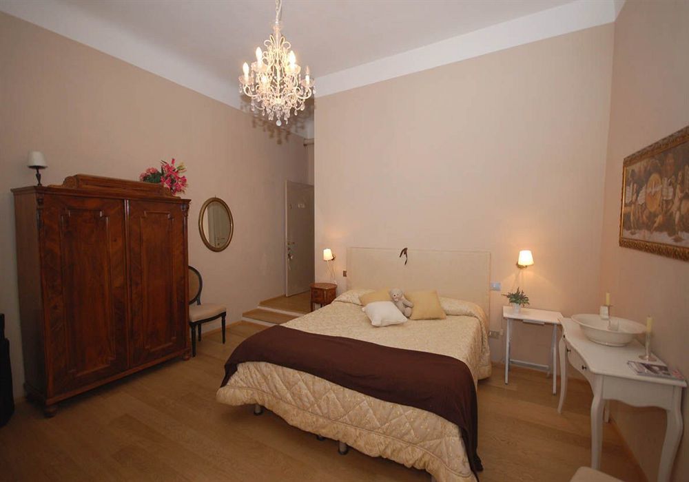 ホテル Residenza Centro Storico ルッカ エクステリア 写真